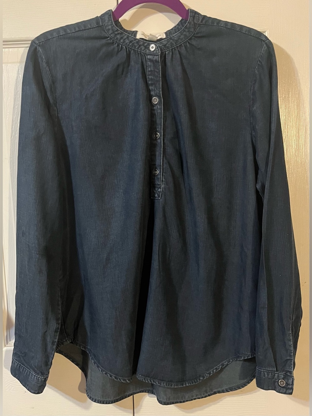Anthropologie Cloth & Stone Dark Wash Denim Chambray Popover Top Size Large - Picture 3 of 9